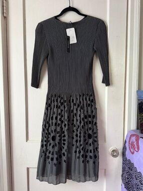 Veeca Laser Cut Dress Size XS